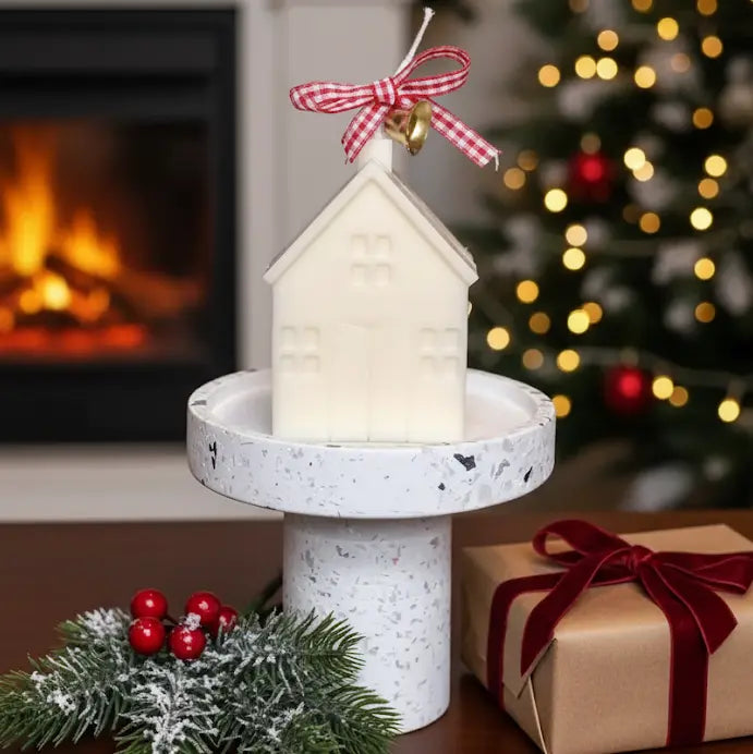 Christmas Cottage Candles for Cozy Holiday Decor - handmade home fragrance gift