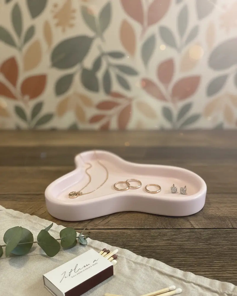 Handcrafted Jesmonite Clover Trinket Tray - Kind Gifts Co.