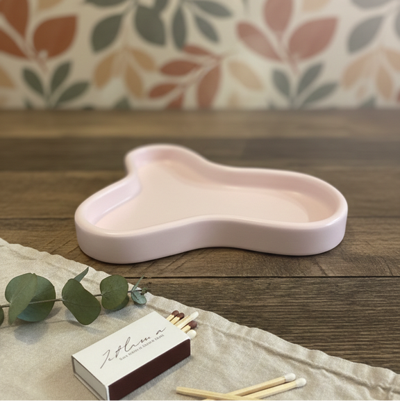 Handcrafted Jesmonite Catch All Tray in Clover Design - handmade home fragrance gift