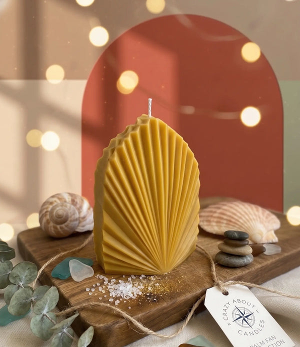 Minimalist Palm Leaf Candle - handmade home fragrance gift