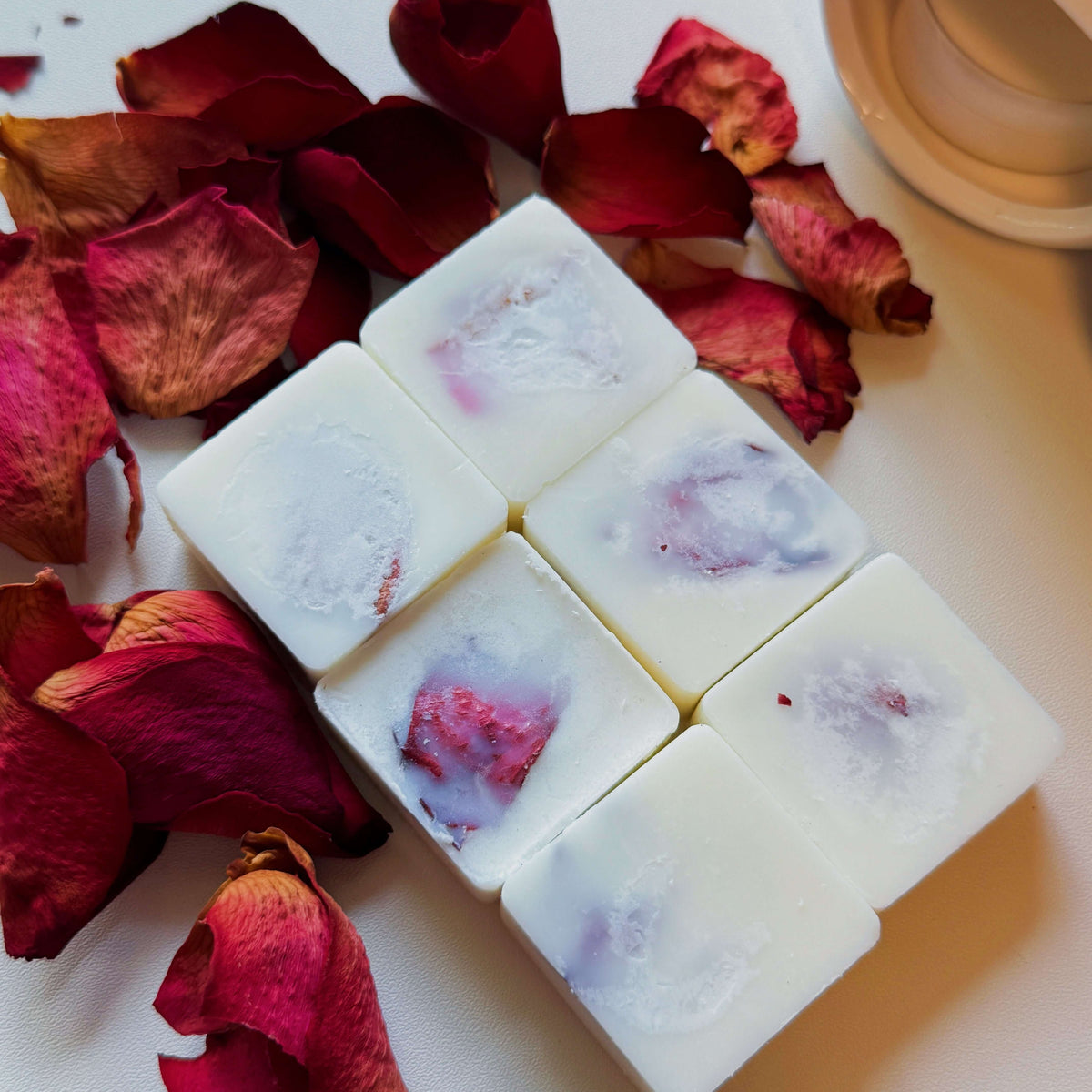 Rose Petal Wax Melter Gift Set – Ceramic Burner, Tealight & Soy Wax Melts