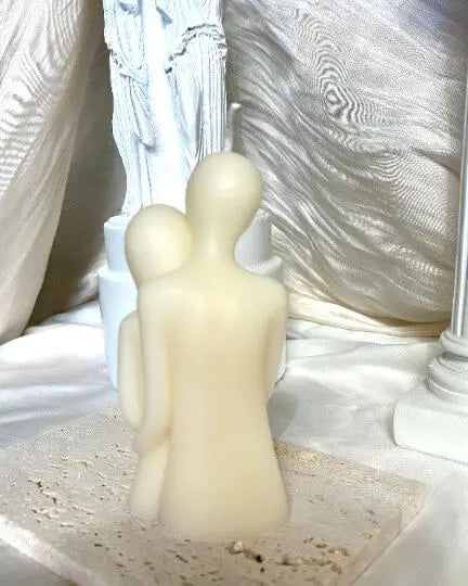 Cuddling Couple Candle | For Those Cozy Moments - handmade home fragrance gift