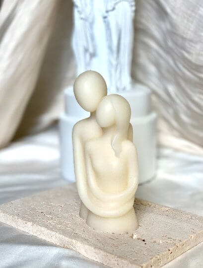 Cuddling Couple Candle | For Those Cozy Moments