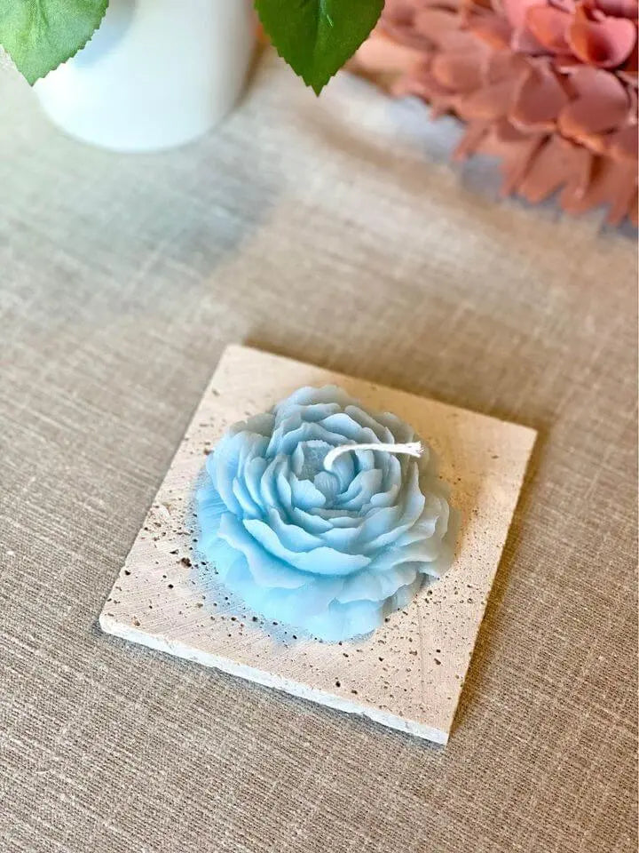 Peony Scented Candle — The Essence of Elegant Luxury - handmade home fragrance gift